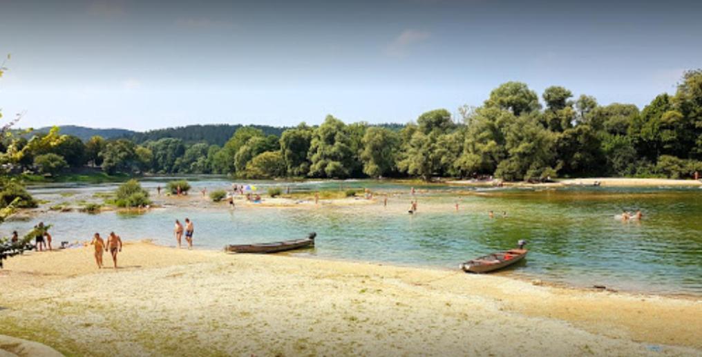Gradska Plaza Ada Hotel Novi Grad Zewnętrze zdjęcie